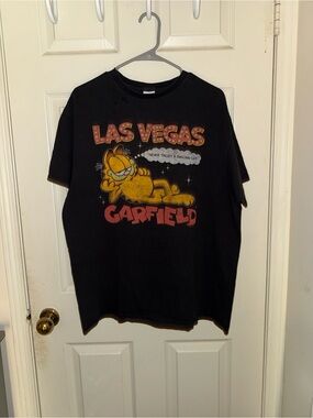 Junk Food x Garfield  Las Vegas Graphic Vintage Tee T-shirt  Size Large.